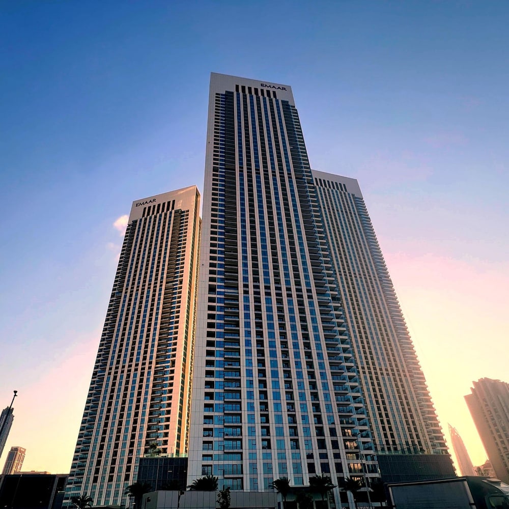 Regal 3BR Maid w Burj Khalifa View Balcony