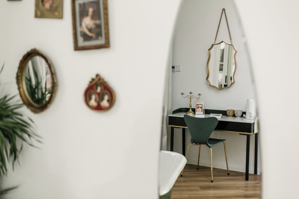 Shanghai Ruochu Designer Guesthouse-Near Shanghai Pudong Airport & Disneyland