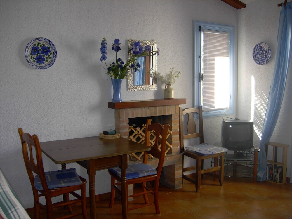Apartamento Los Almendros 4 view 5