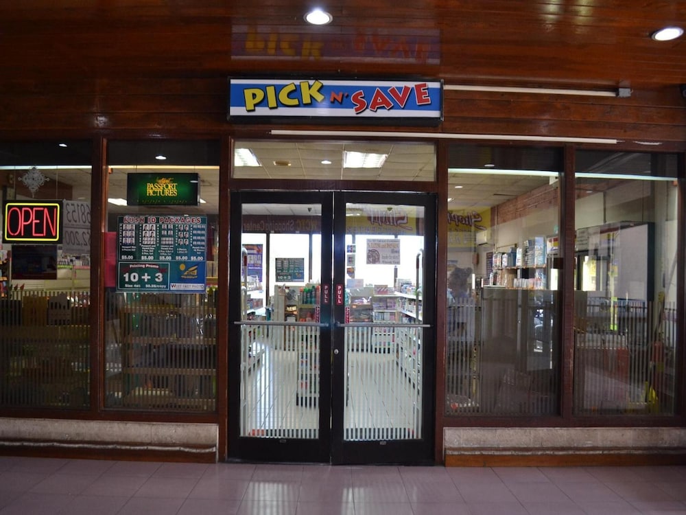 West Plaza Hotel Downtown