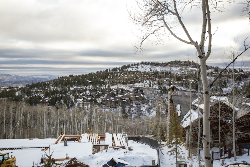 Shooting Star Lodge at Deer Valley Resort - Two Bedroom Residence #203 2 Condo