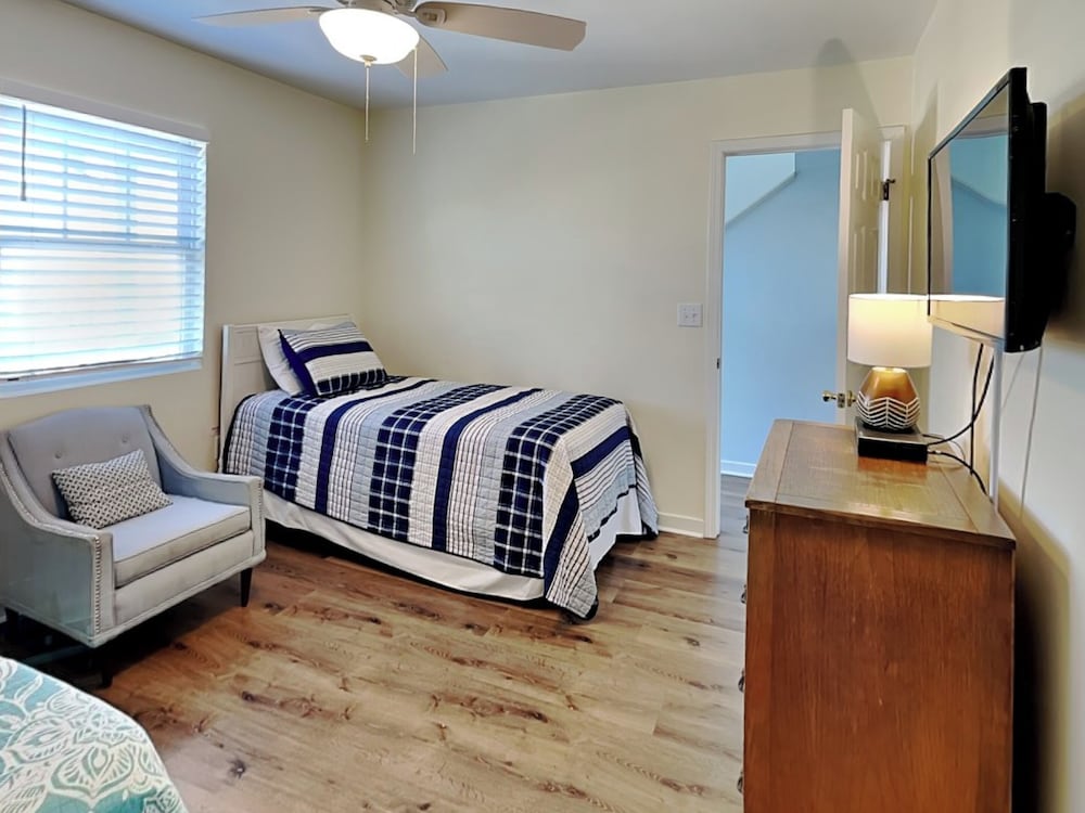 A Grande Green by Topsail Realty