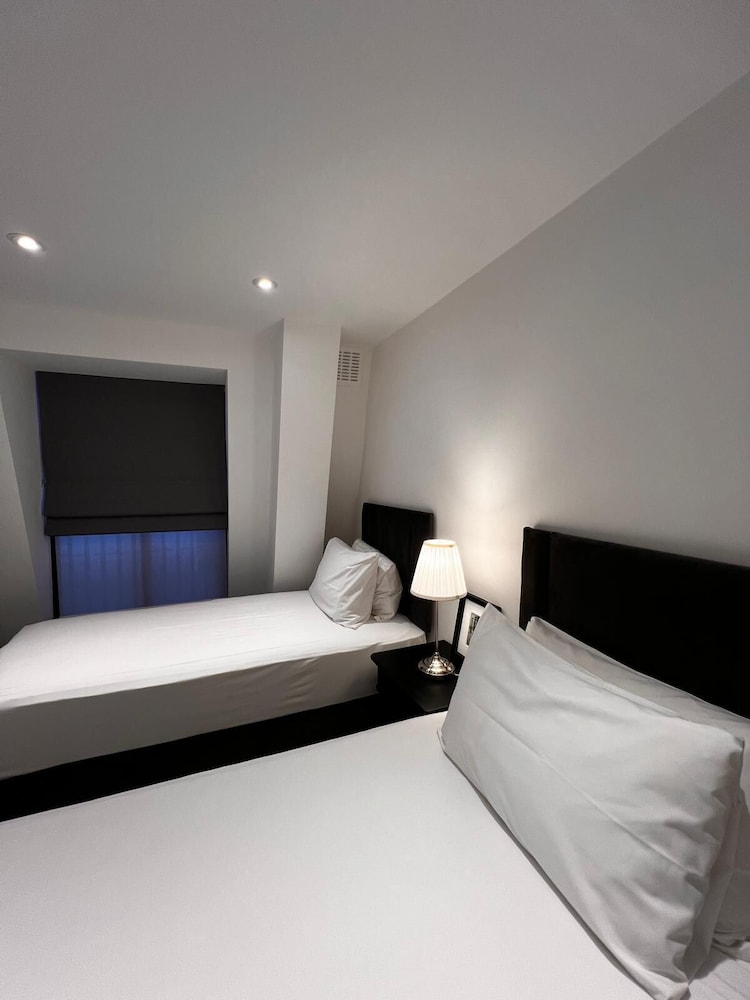 Mayfair Piccadilly Apartment