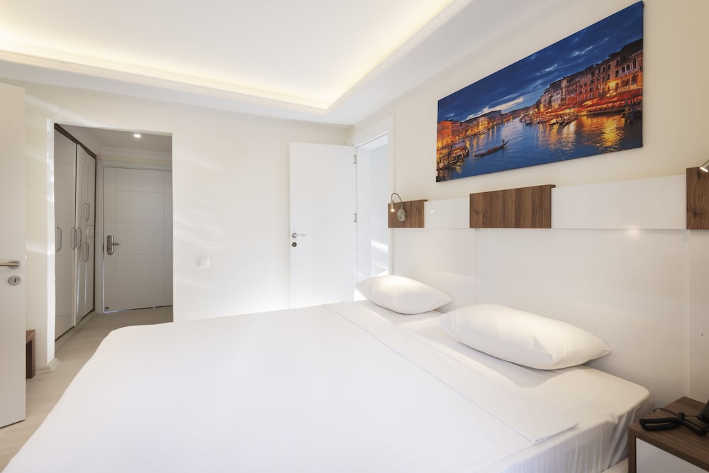 Soothe Otel - Image 180
