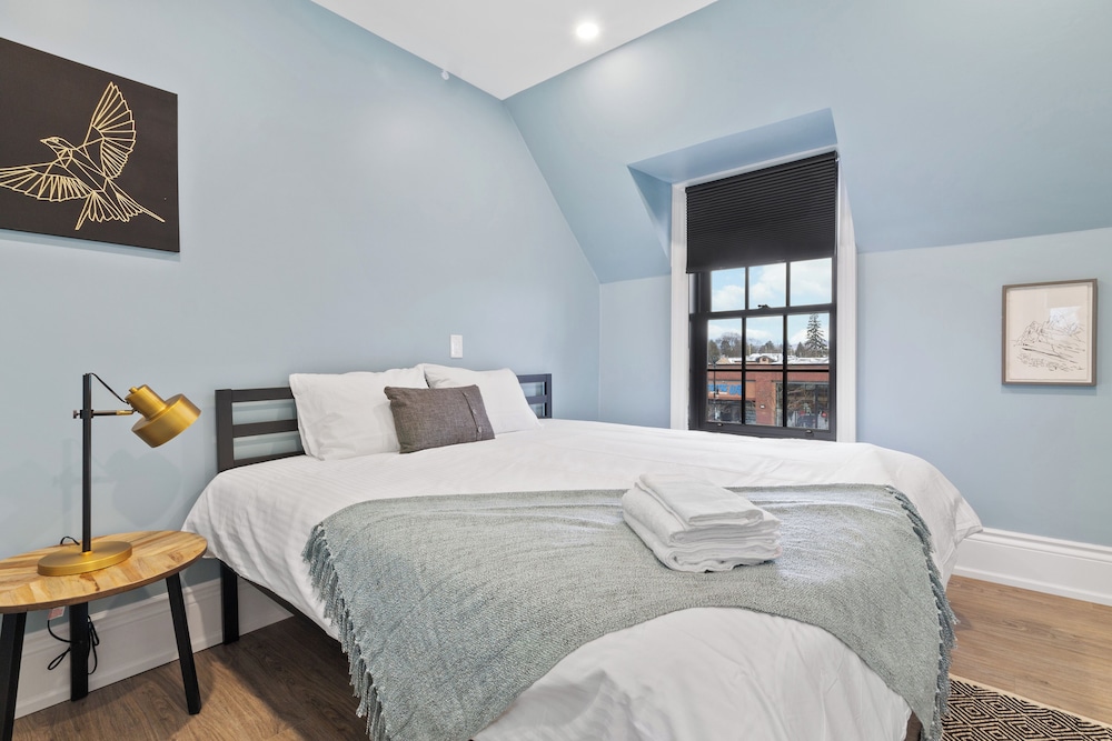 Downtown Collingwood Condos