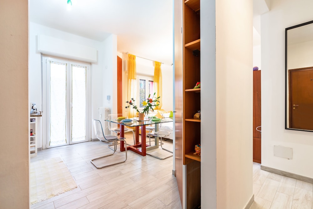 Gambara Bright Flat