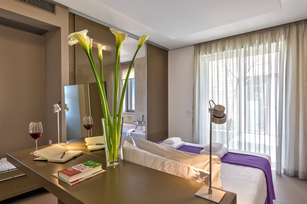 Youphoria Villas