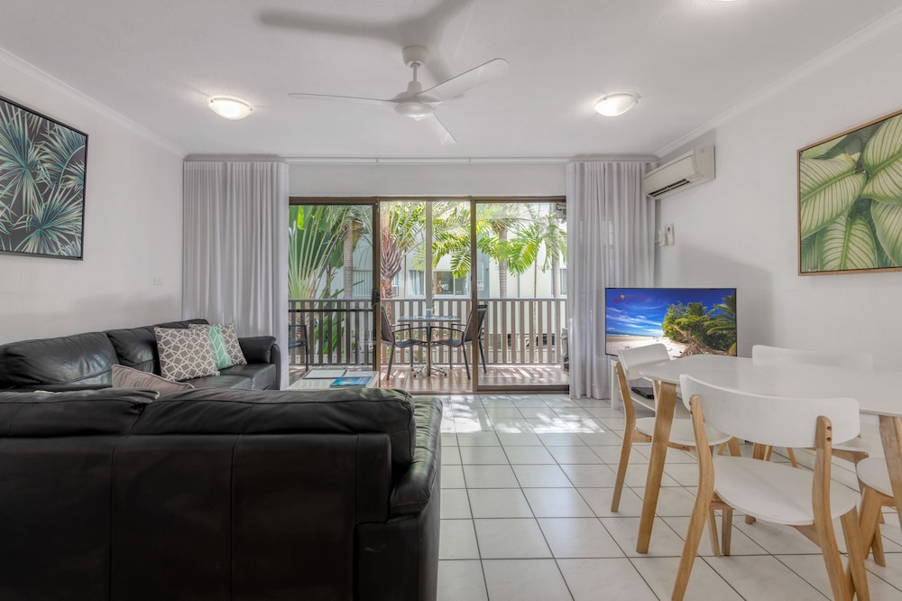 Tropical Reef Apartments Port Douglas