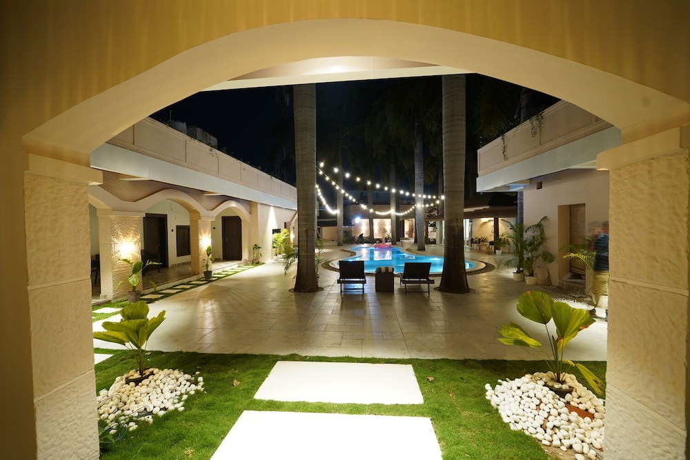 Bharti Forest Retreat