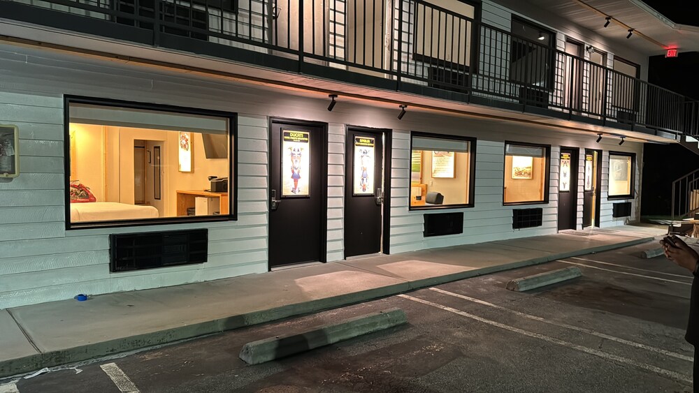 Motorcycle Inn