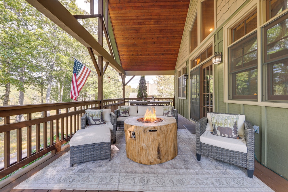 Golf, Hike & Trout Fish: Mtn-view Cashiers Retreat