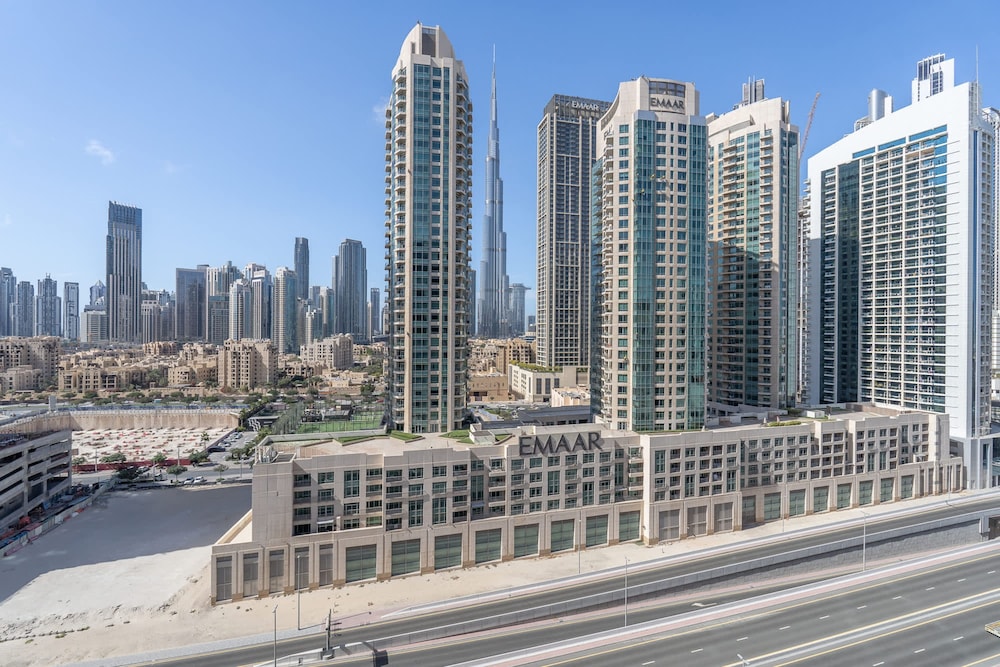 3 Bedroom Apartment in Sterling West With Full Burj Khalifa Views