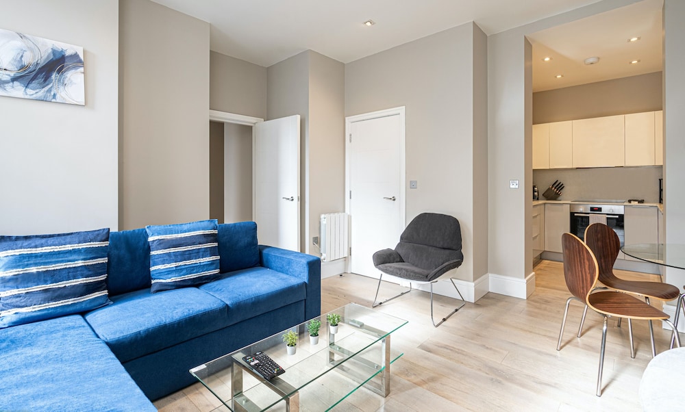 Superb Apartments opp Edgware Rd Station