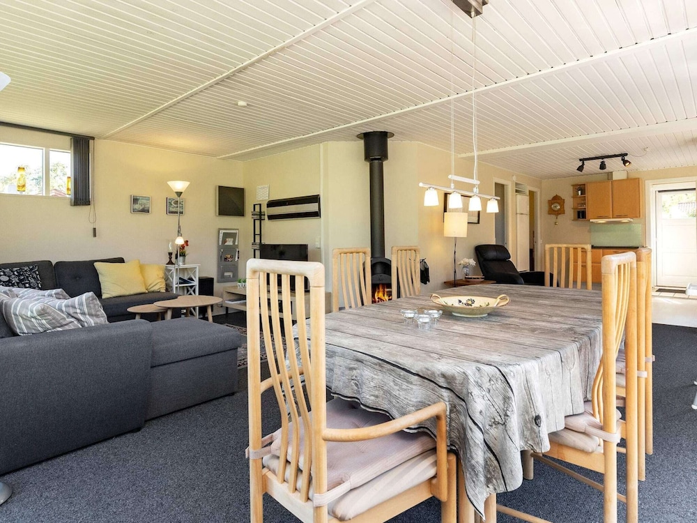 6 Person Holiday Home in Nibe-by Traum view 4