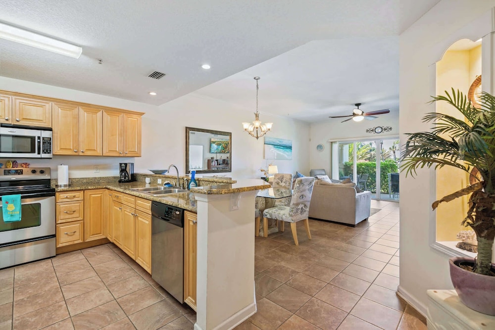 Beachfront Bliss: St. Augustine 2BD Luxury