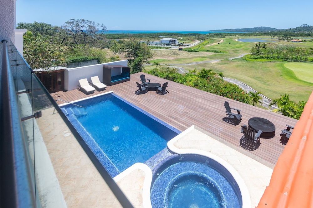 Pristine Bay 1005- Villa Loce 4 Bedroom Home