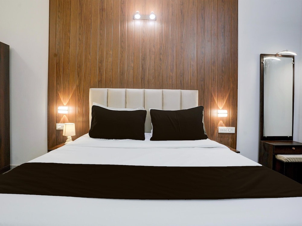 Apartment in Goa Near Stunning Beaches