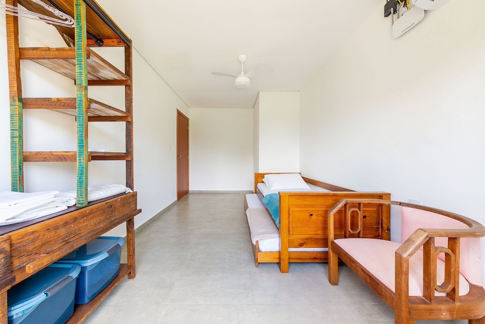 3BR House w/ BBQ 800m From Beach Rju8301