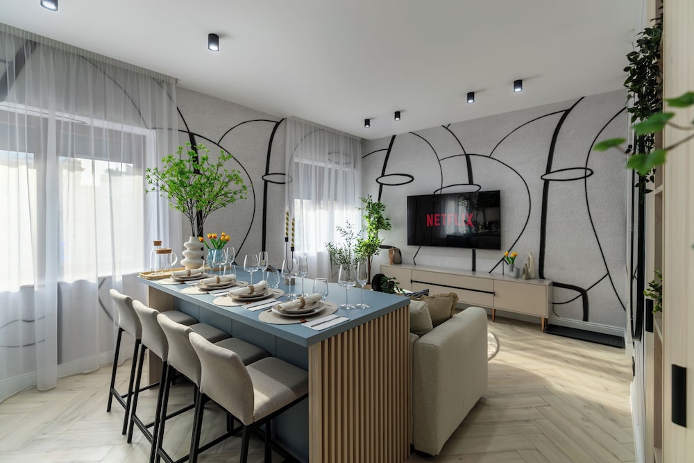 Aiastay Bucharest River Apartments