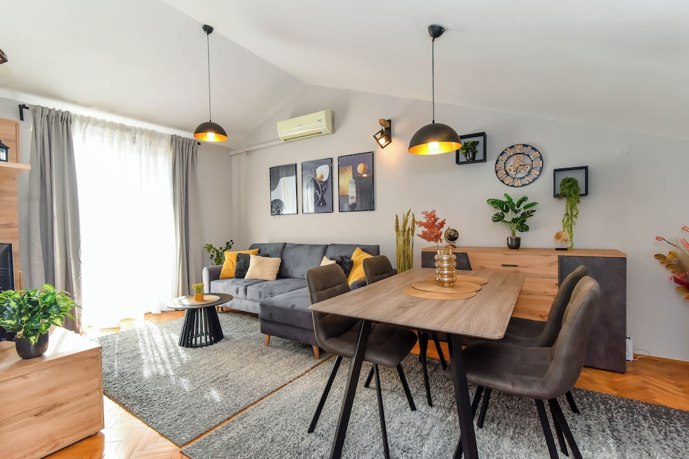 Apartments Amico view 3