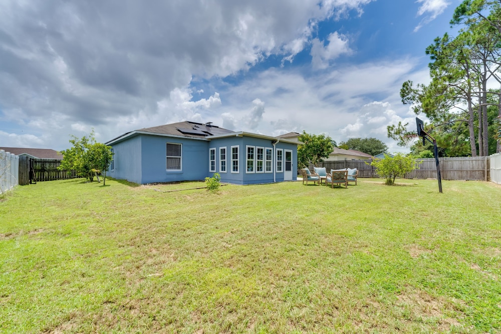 Fenced Yard & Game Room: Family Home in Kissimmee!