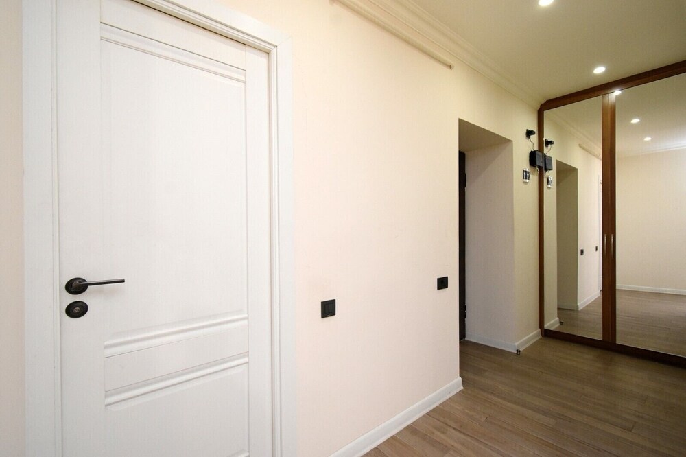 Apartment on Nalbandyan street