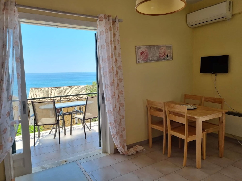 Corfu Dream Glyfada Apartments