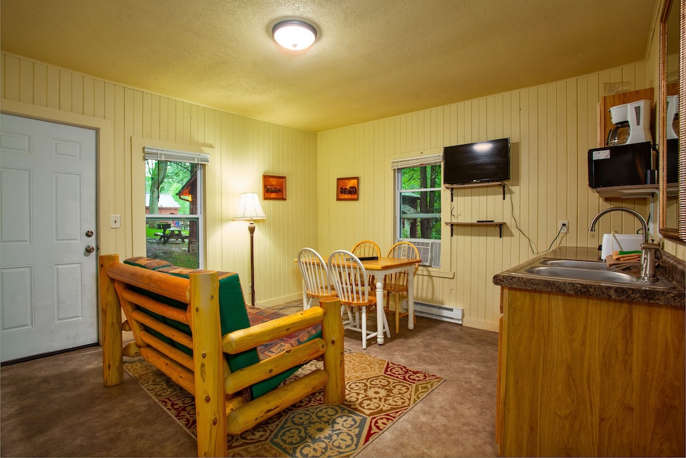 Birchcliff Resort
