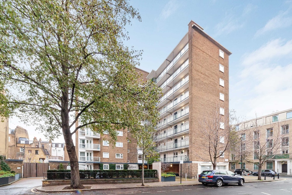 City Relay Two Bedroom Belgravia Charm