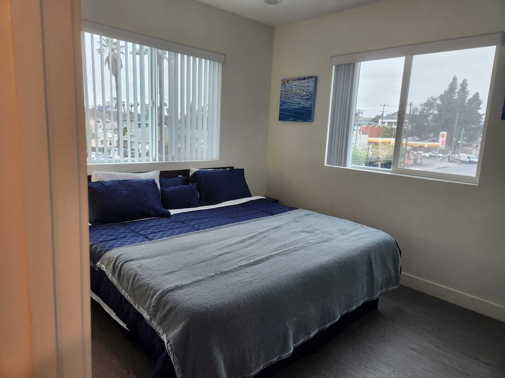 Urban Chic Apart-Hotels in Central LA