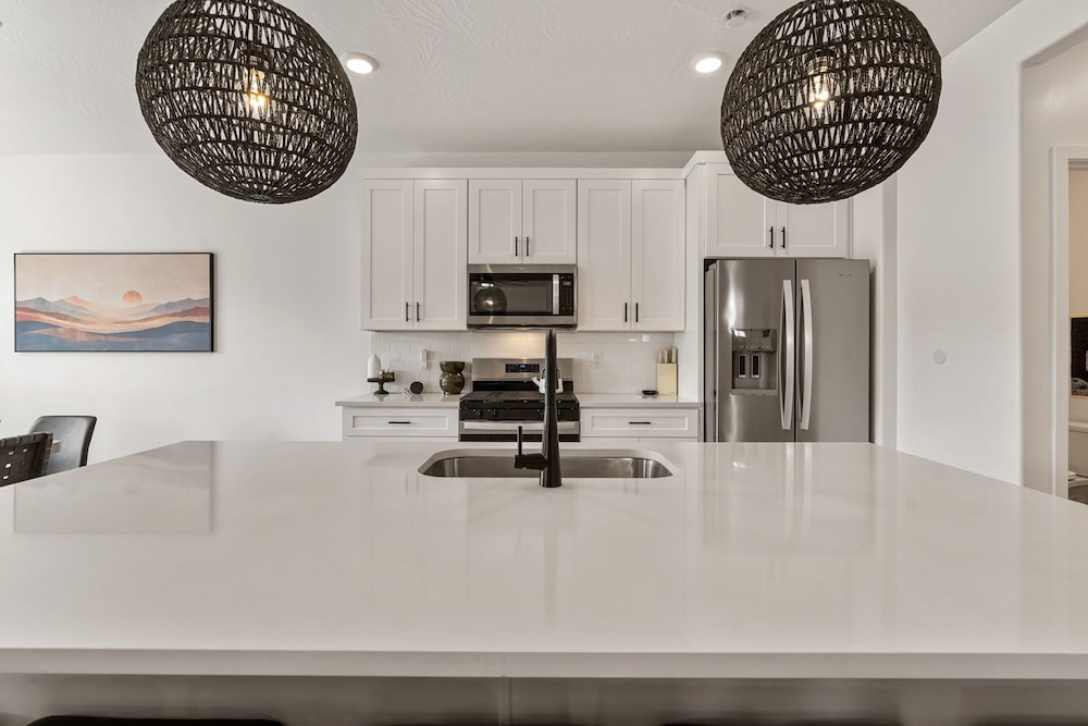 Long Drive 4 Bedroom Townhouse