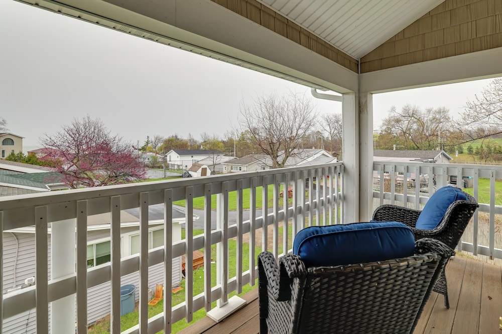 1 Mi to Beach: Nature Paradise in Lake View!