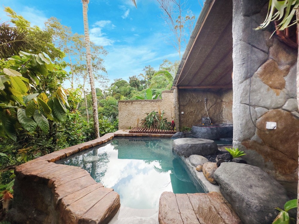 Royal Kemala Villa