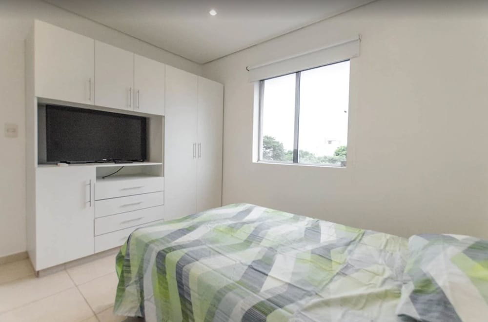 Trendy Barrio Jara apartment view 5