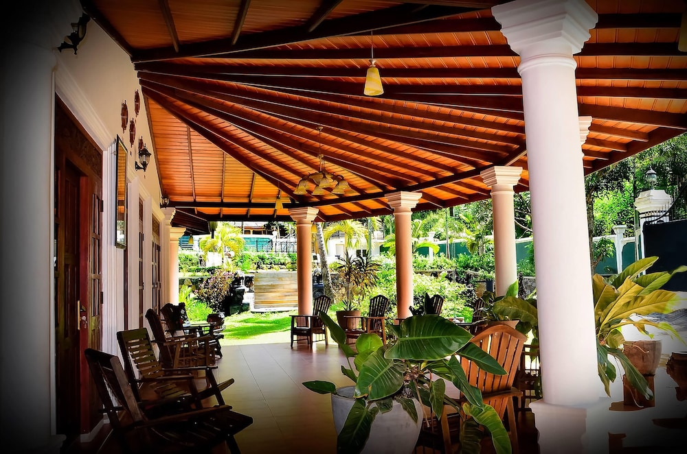 The Kings Villa