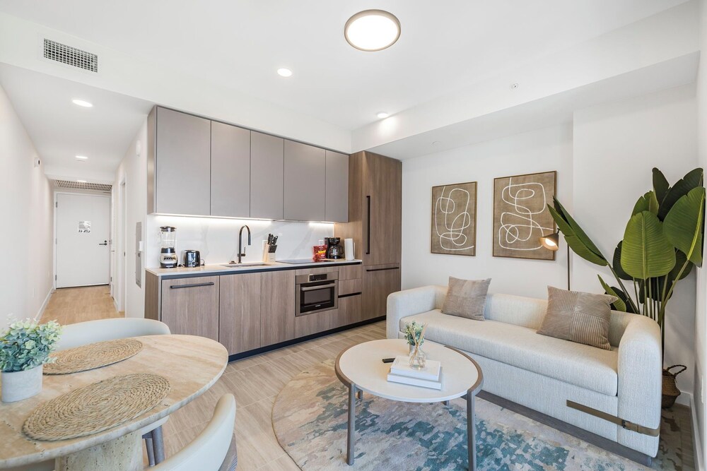 Luxury Condos Near Miami Beach