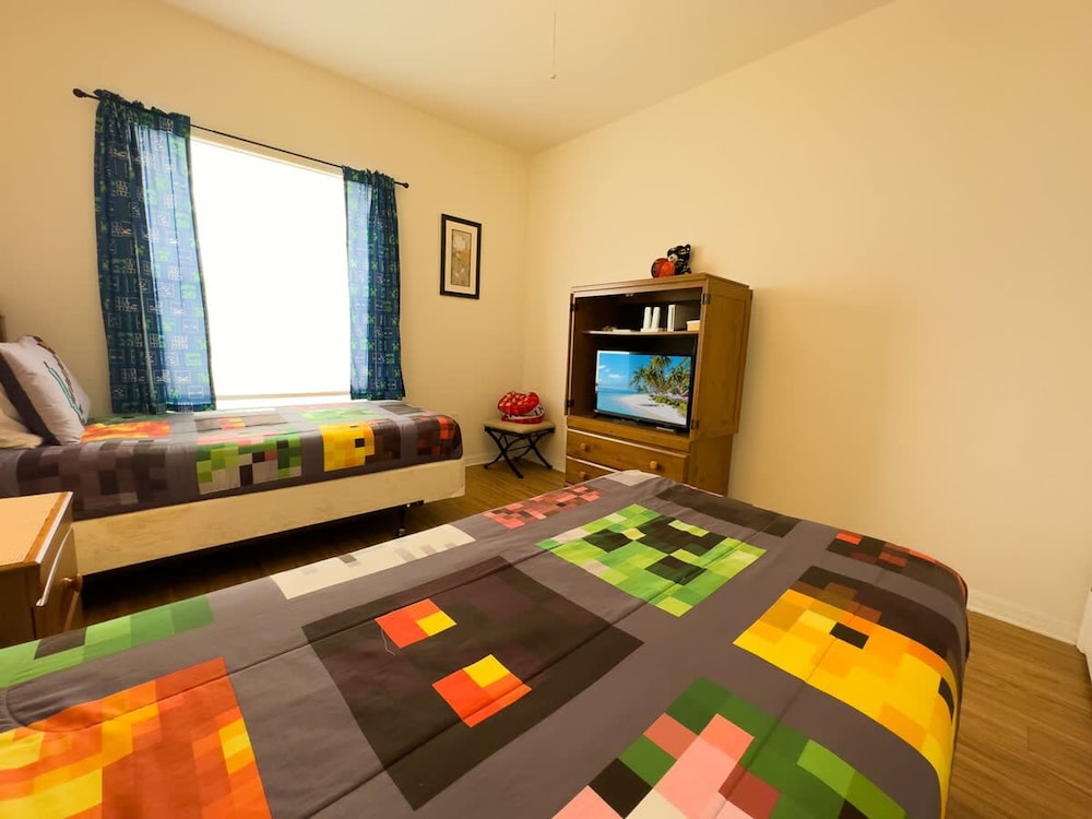 4Bd Pool Villa in Calabay Parc Close to Disney Sleeps 8
