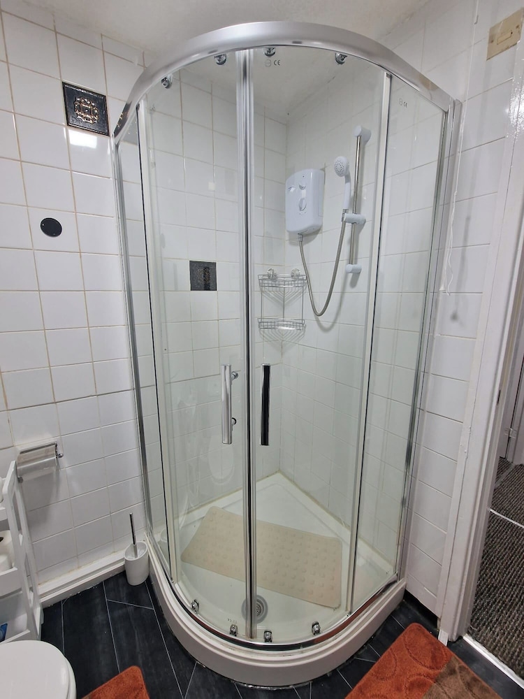 Edgbaston Birmingham Apartment
