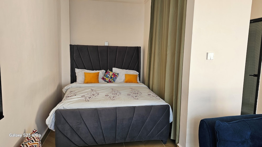 Pazoori Stays at Artesano Apartments