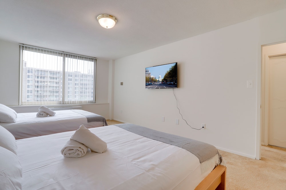 Prime Crystal City Apartments