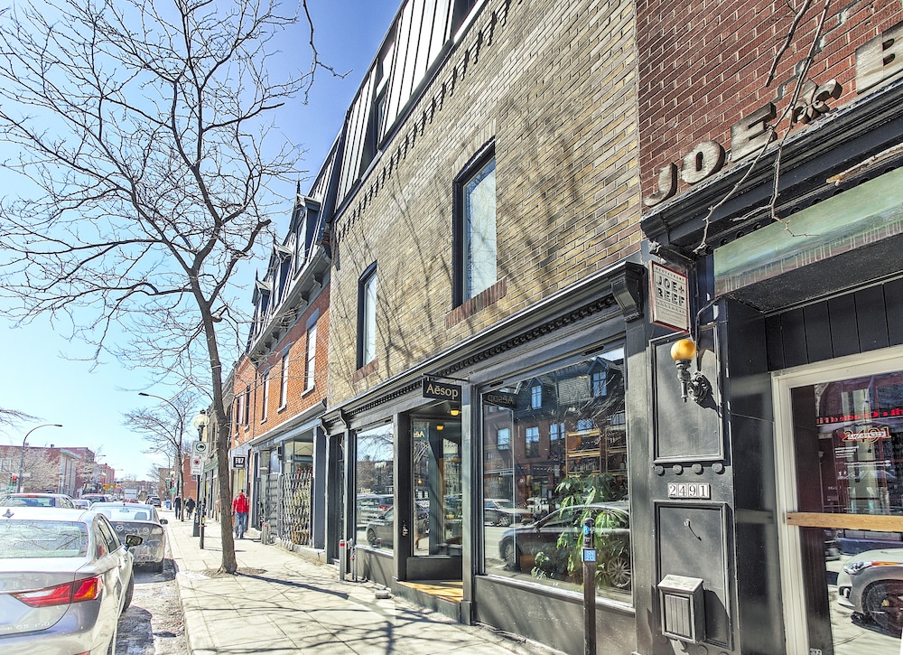 Destination Stays Little Burgundy DT MTL