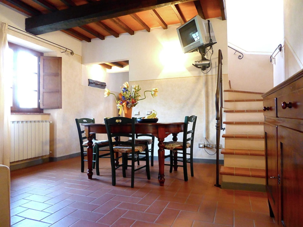 Holiday Home in Montecarelli With Pool photo 5