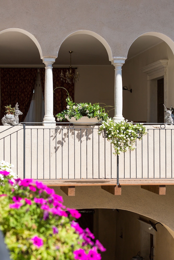 Colle Ameno Room & Breakfast