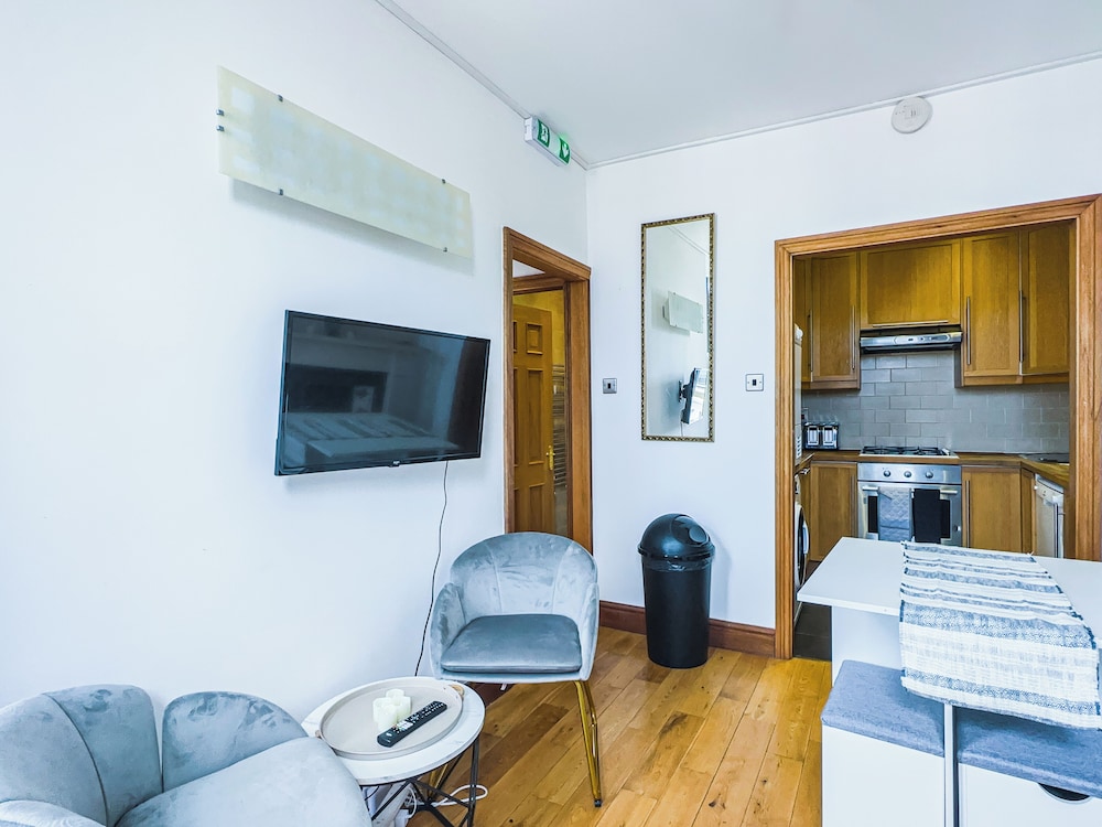Imperial Earls Court Apartments