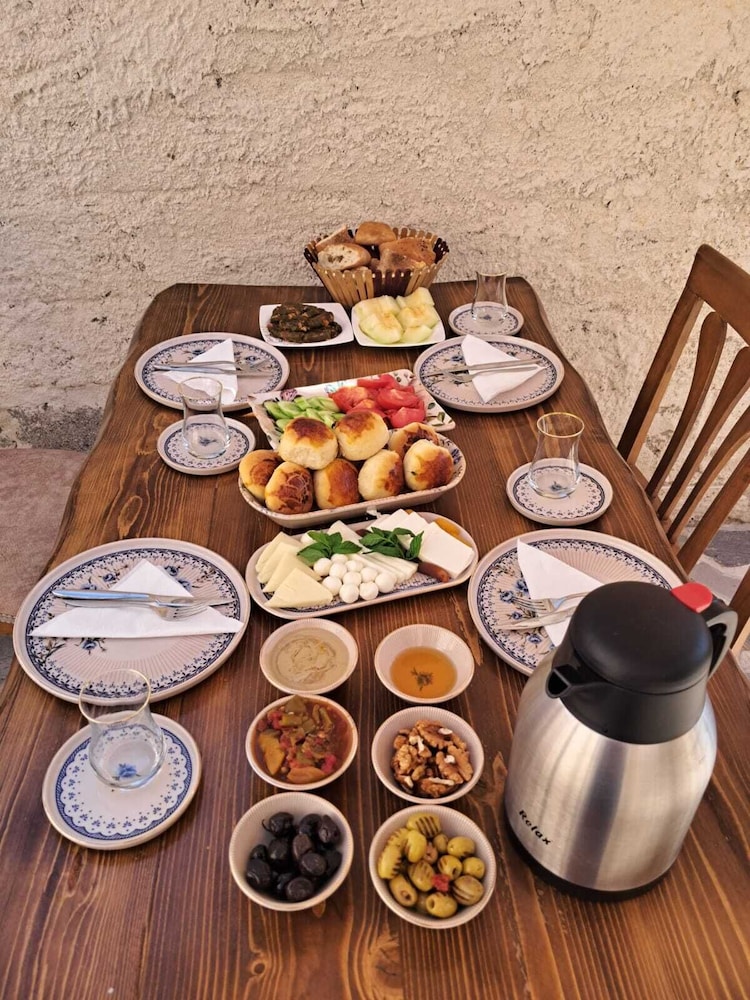 TATLI KAYA OTEL