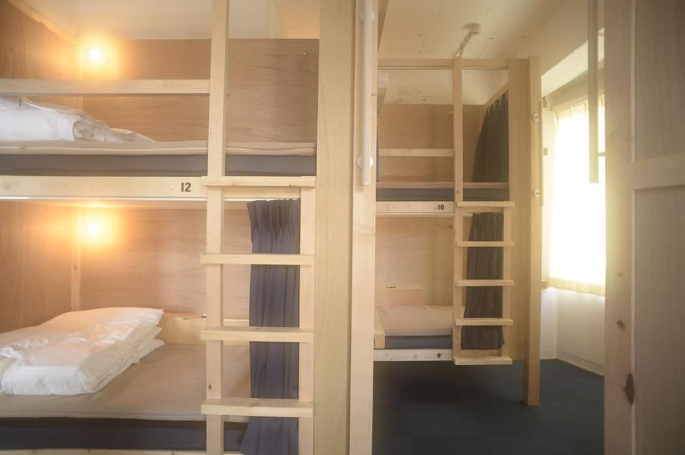 Wharf Inn - Hostel view 4
