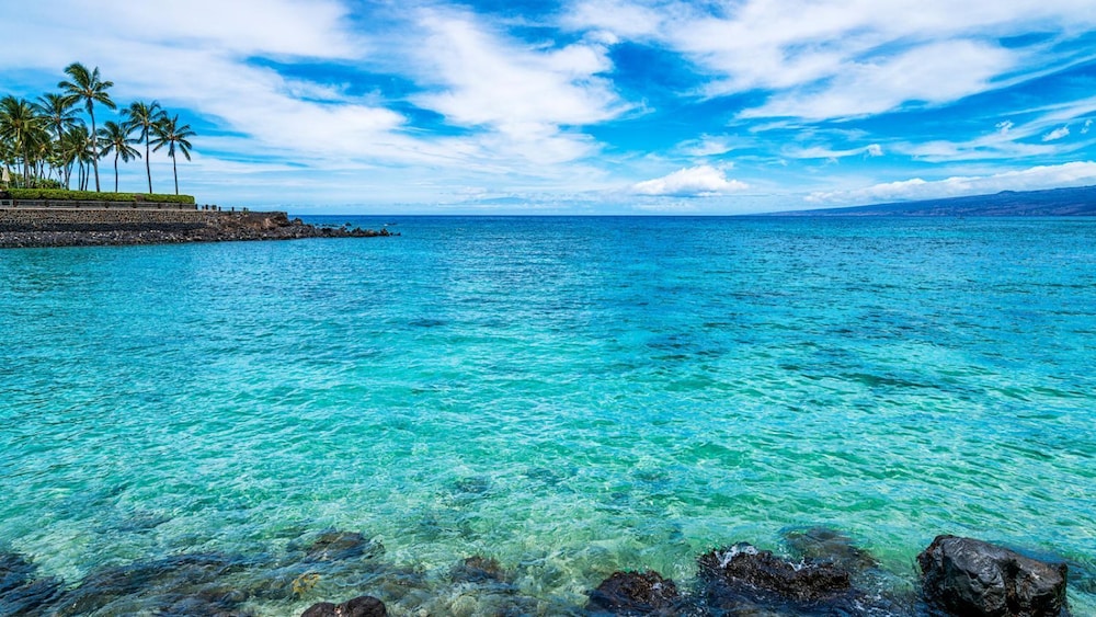 Peaceful Mauna Lani Getaway - Pool, Golf & Private Beach Access - Vrkcv
