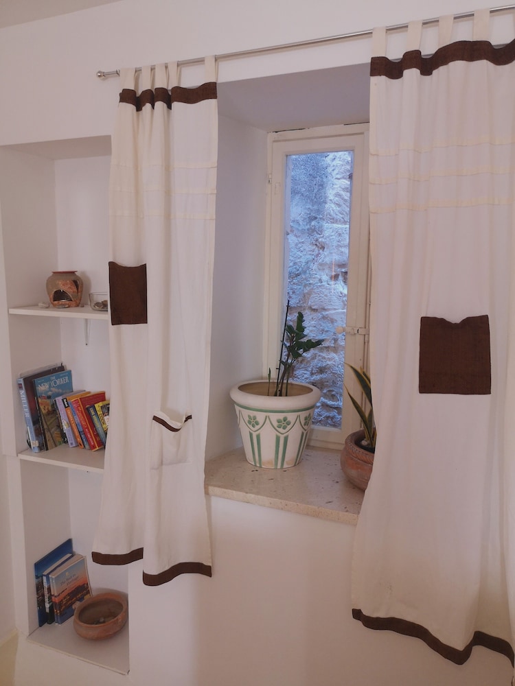 Old Town Economy Apartments