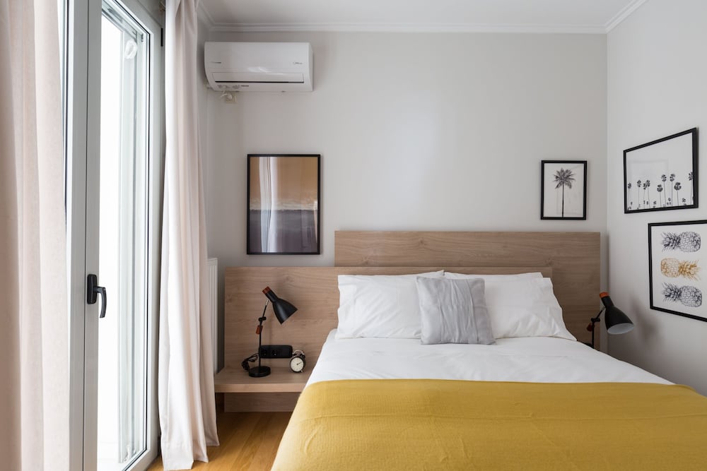 UPSTREET Stylish & Spacious 2BD Apt-Thiseio photo 4