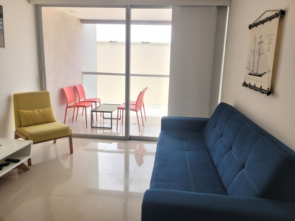 Apto 414 Ocean Drive Crespo Cerca al Mar